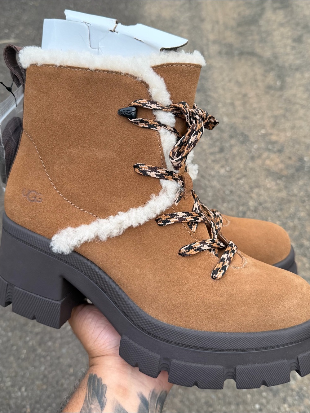 UGG BROOKLYN HIKER HICKORY SUEDE PLATFORM ANKLE BOOTS, WOMEN US 12 / Mens 10.5